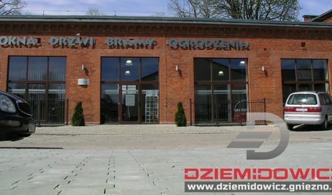 Firma Dziemidowicz salon okien i drzwi z klasą